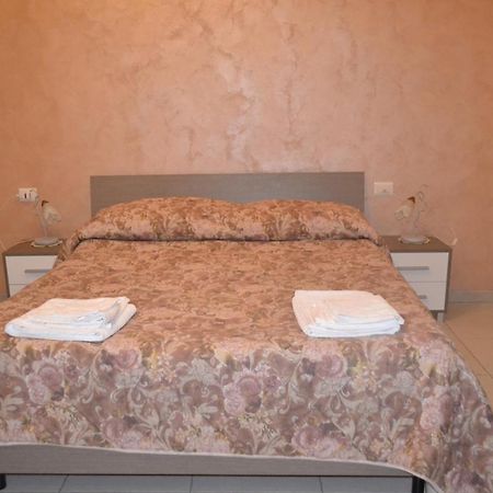 פלרמו B&B A Casa Di Ale מראה חיצוני תמונה